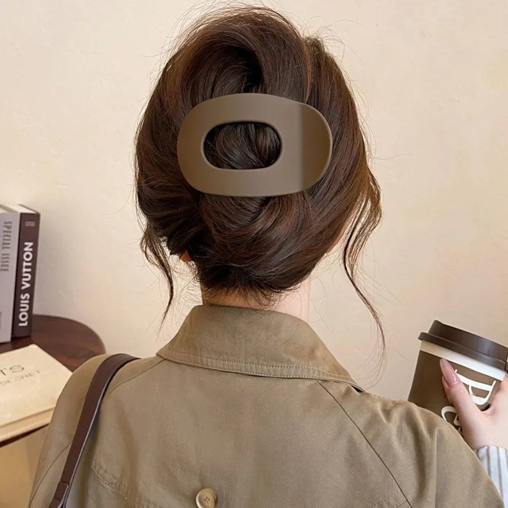 Oval Hair Claw