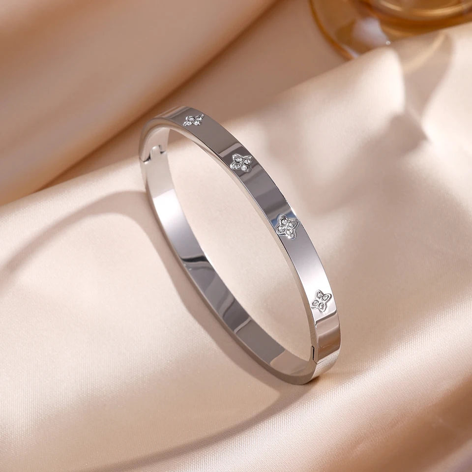 Sparkling Zirconia Bracelet Set