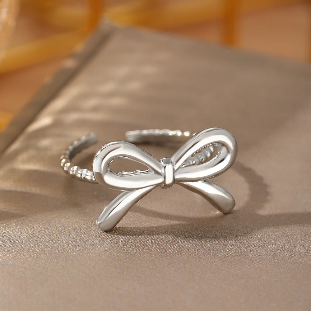 Romantic Bow Ring
