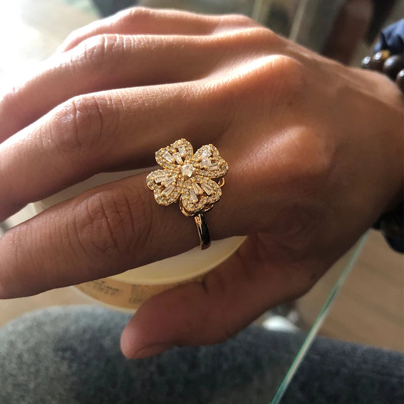 Four-Leaf Clover Spinner Ring