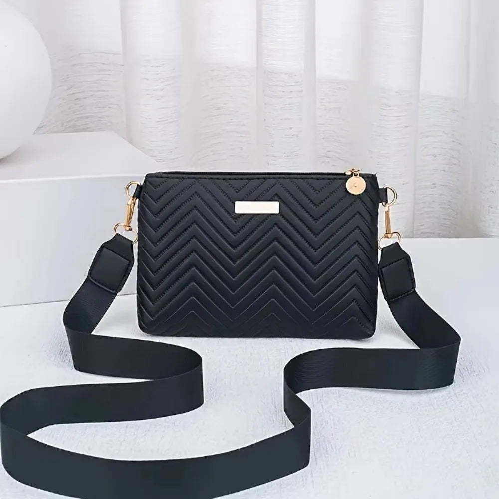 Luna Quilted Chain Bag