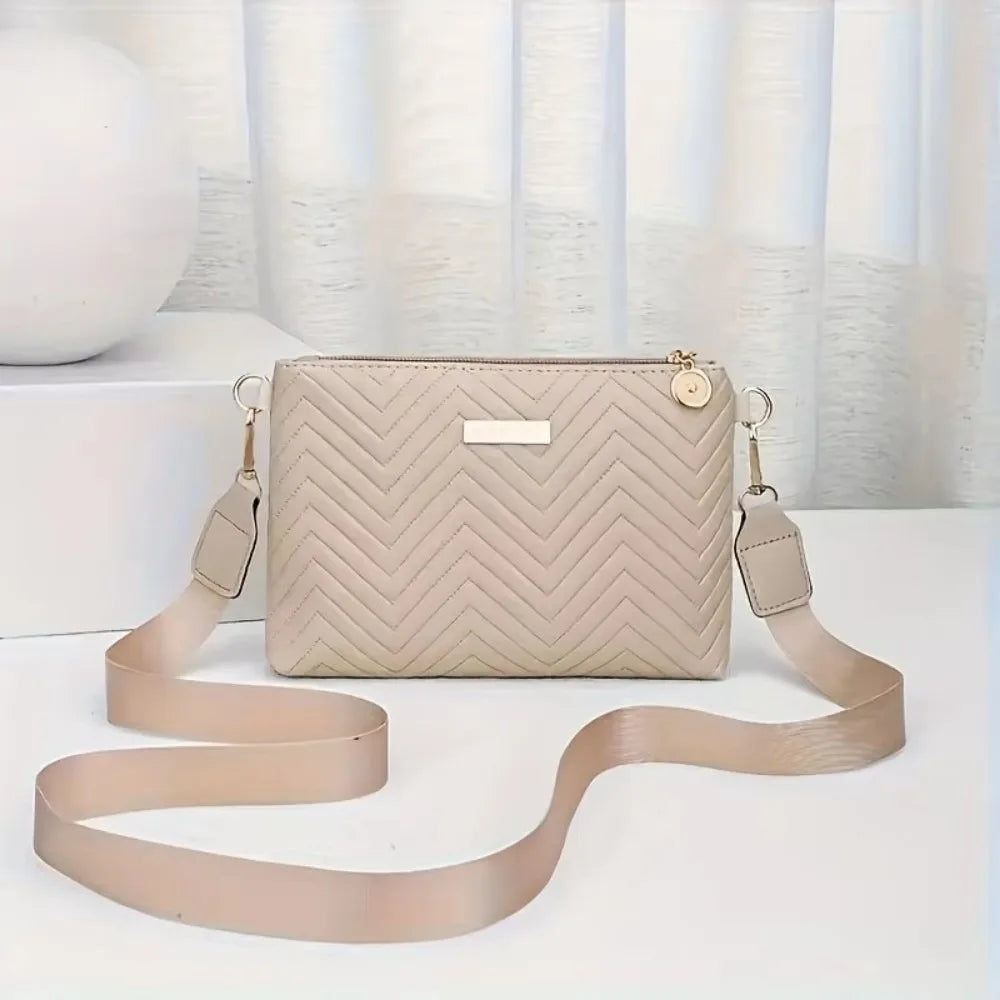 Luna Quilted Chain Bag