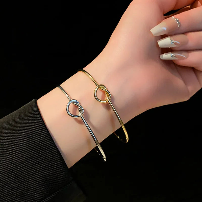 Vintage Stainless Steel Woven Bracelet – Timeless Streetwear Elegance