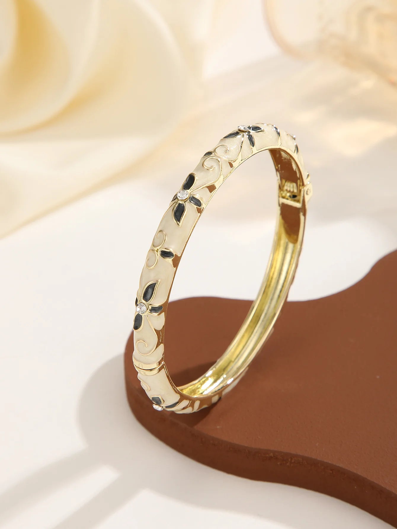 Floral Clover Bracelet