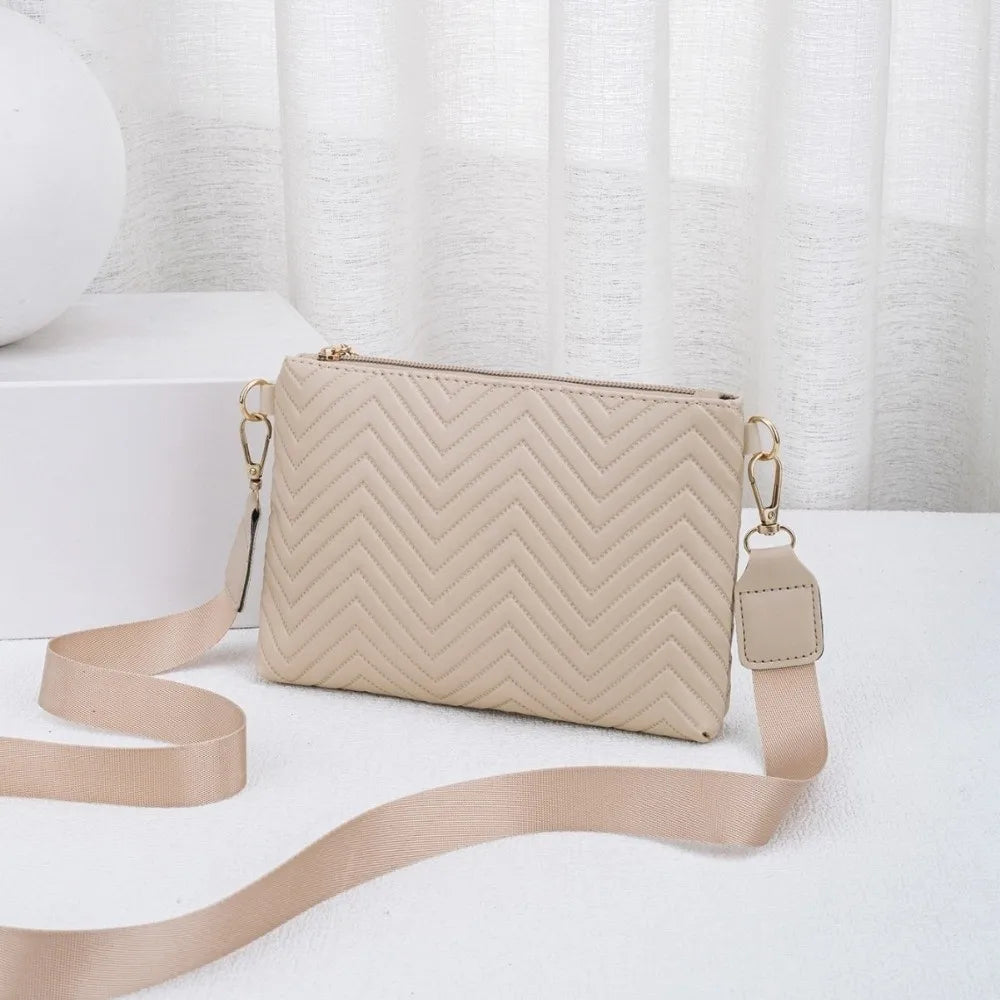Luna Quilted Chain Bag