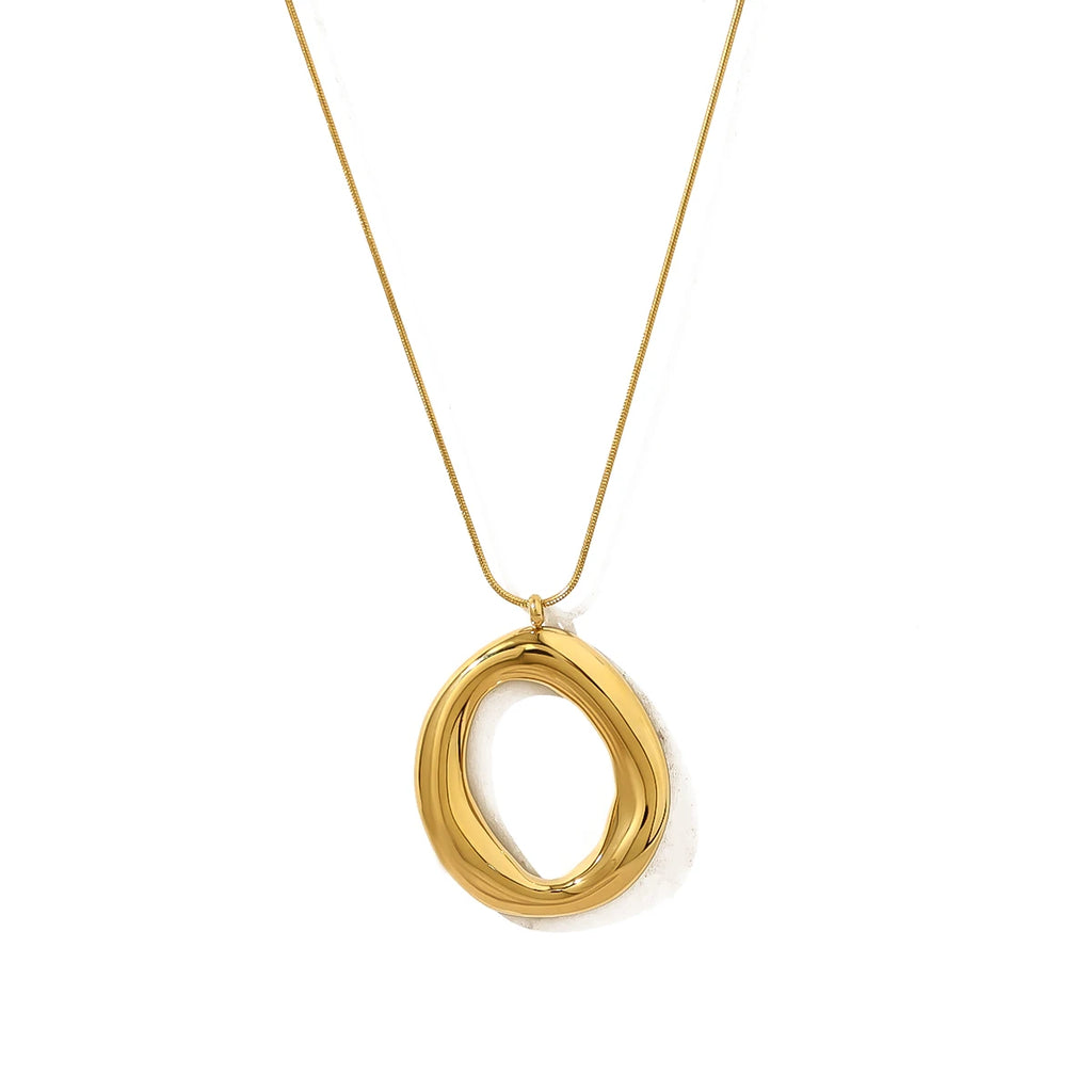 Luna Sculpt Pendant Necklace
