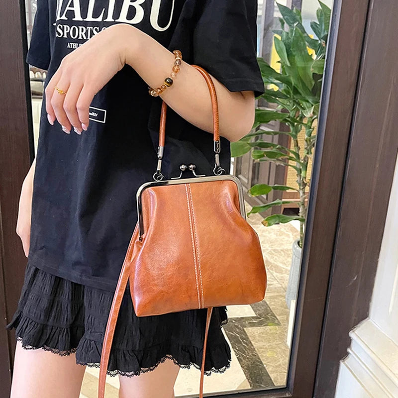 Amelia Vintage Shell Bag