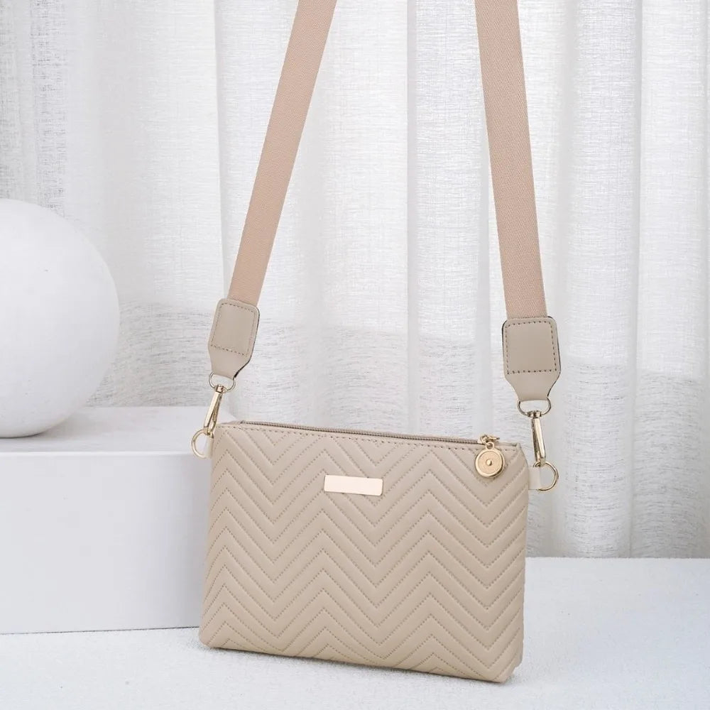 Luna Quilted Chain Bag