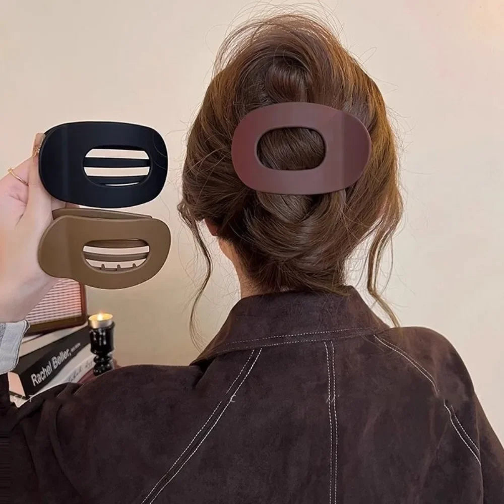 Oval Hair Claw