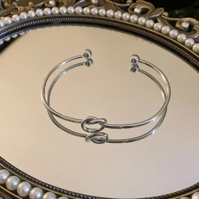 Vintage Stainless Steel Woven Bracelet – Timeless Streetwear Elegance